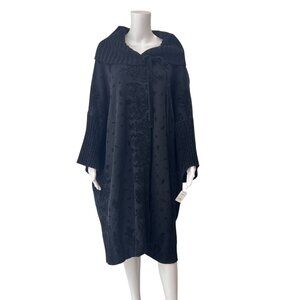 $935 NWT Unbranded Black Jacket Cardigan Overcoat size Small